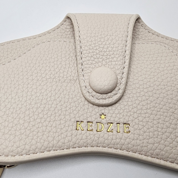 Kedzie Eclipse Cream Padded Eye Glasses Case - NWT - Picture 8 of 8